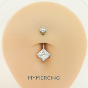 BNN SQUARE ZIRC TIT (UCX1)